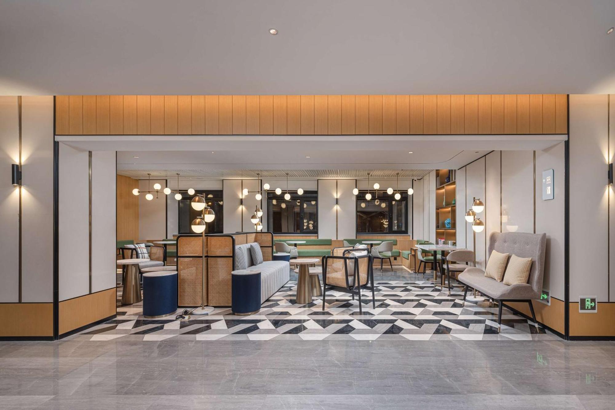 Hilton Garden Inn Beijing Temple Of Heaven East Gate Station Exterior foto